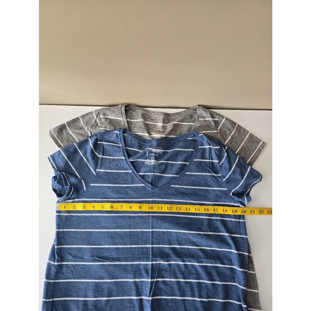 Sonoma Everyday T-Shirt Bundle of Two Sz L - Picture 5 of 5